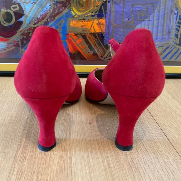 Luca Luca Classic Red Suede Mary Jane Spool Heel Pumps EU38.5 Button Strap Italy - Picture 7 of 16